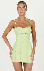 Sweetheart Tie Back Scallop Detail Dress in Pastel Green